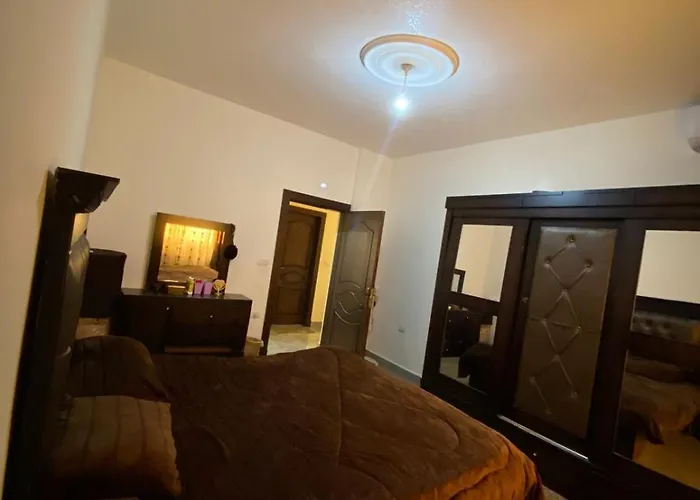 Cozy Flat, Amman Airport