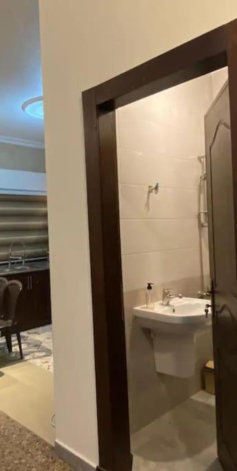 Apartment Cozy Flat, Airport Amman