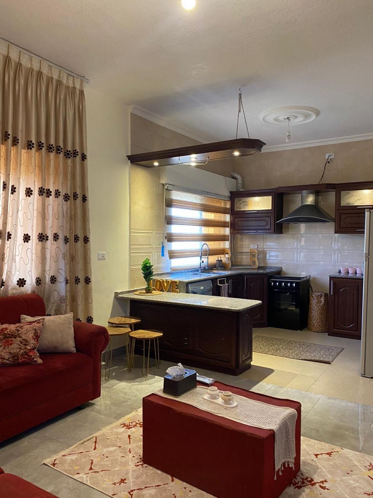 Cozy Flat, Airport Apartment